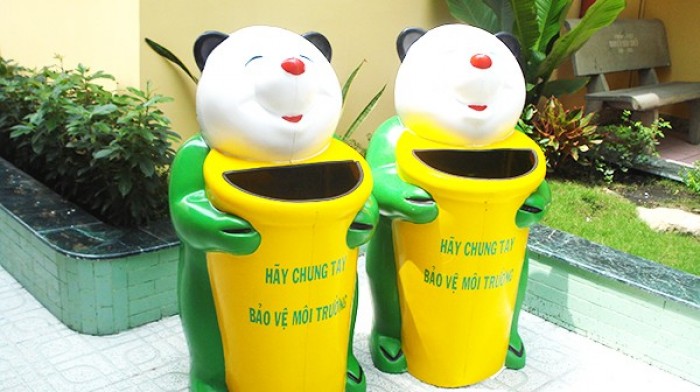Thùng rác gấu trúc
